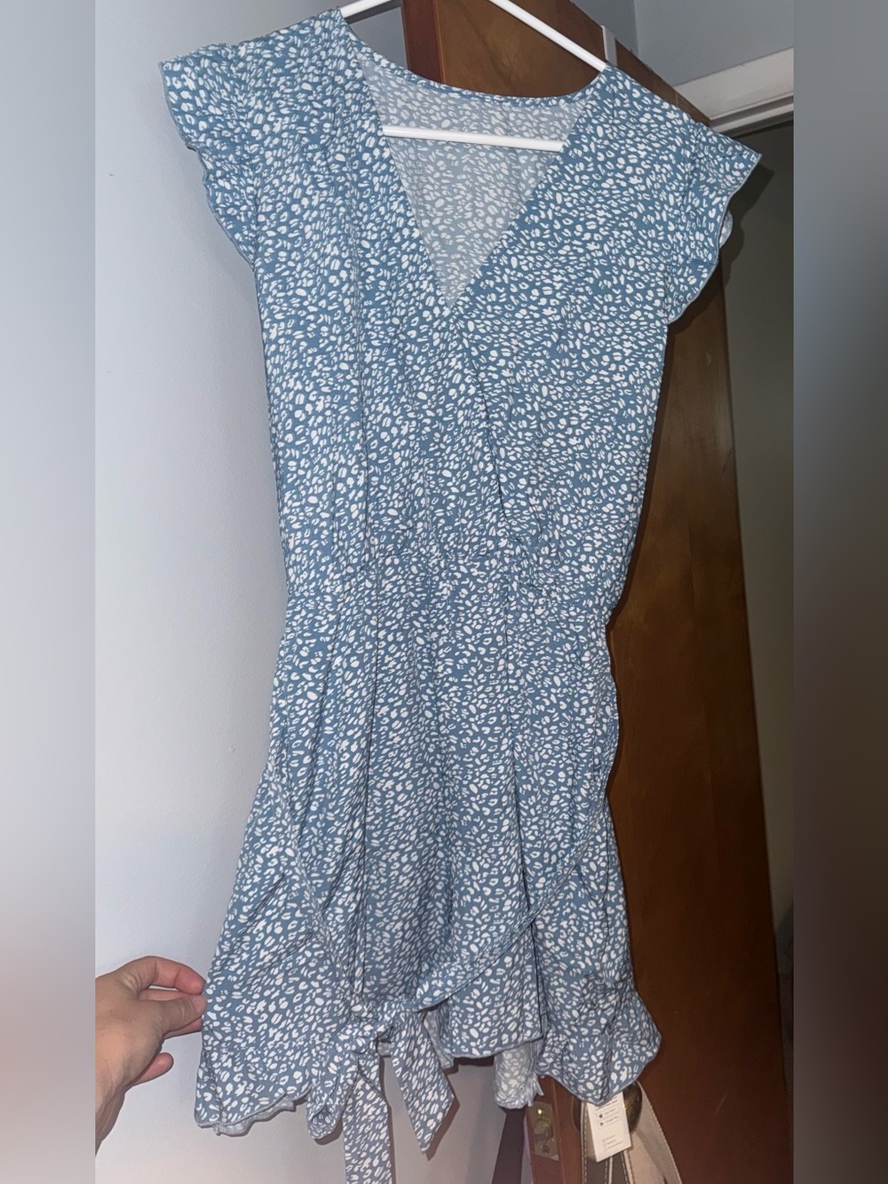 Cupshe Sky Blue & White Printed Wrap Beach Romper